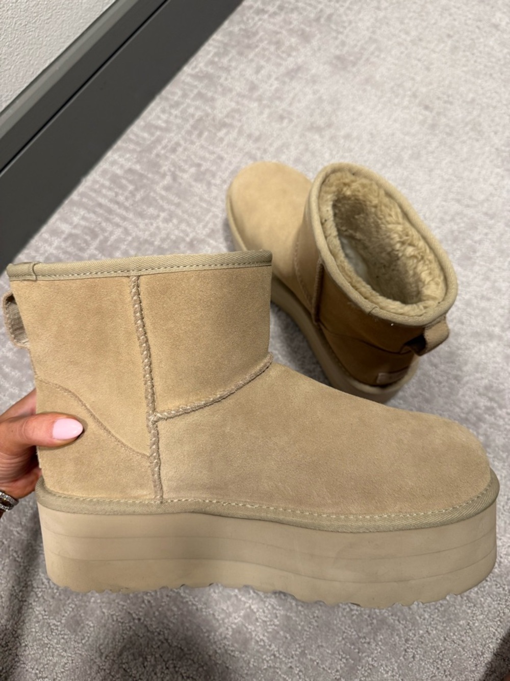 UGG Classic Mini Platform Boot